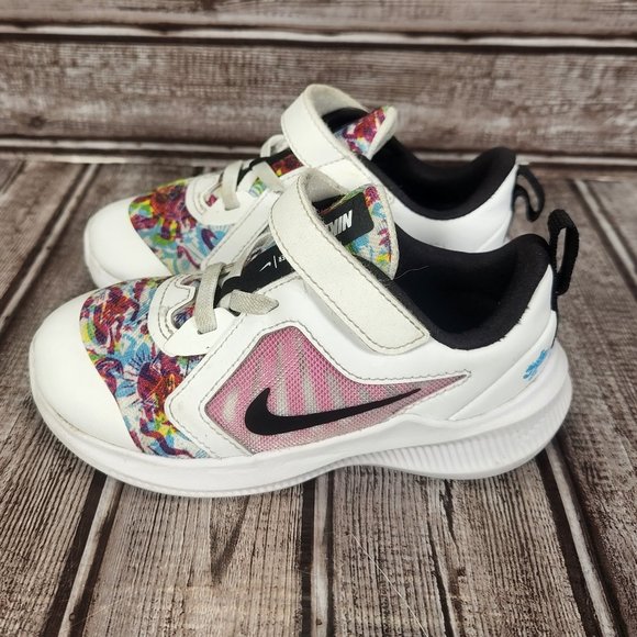 NIKE DOWNSHIFTER 10 Kids Youth Girl's 9C Fabel Fire White Pink Shoes Sneakers - Picture 4 of 9